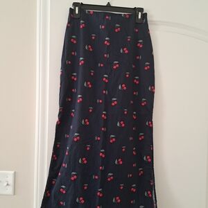 GAP Size Small Navy Midi Skirt with Cherry Print Linen Cotton Blend